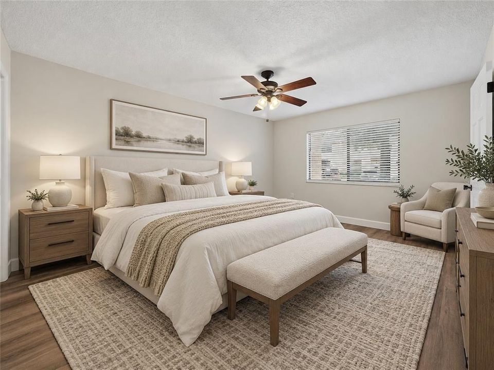 For Sale: $158,000 (1 beds, 1 baths, 923 Square Feet)