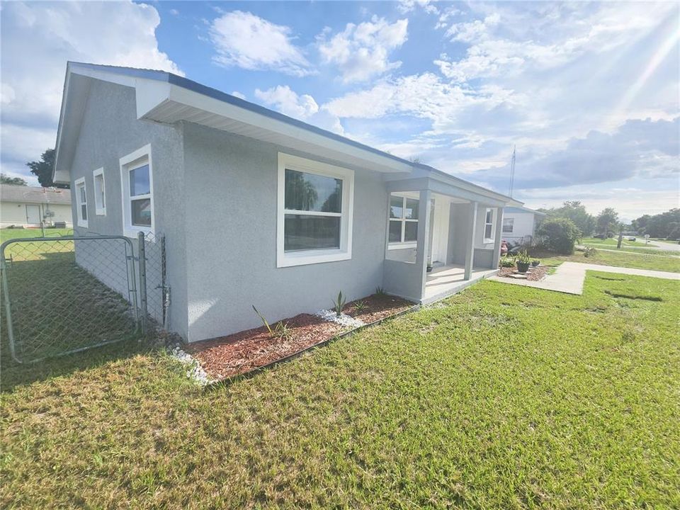For Sale: $224,900 (3 beds, 2 baths, 1455 Square Feet)
