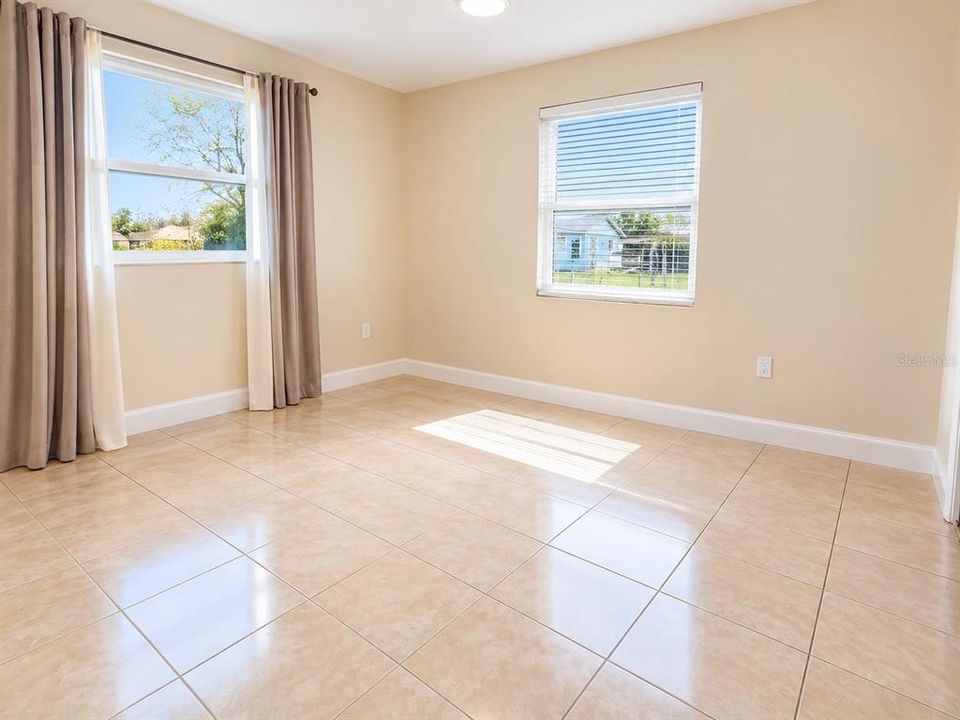 For Sale: $224,900 (3 beds, 2 baths, 1455 Square Feet)