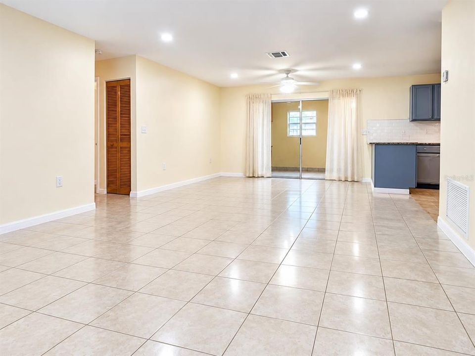 For Sale: $224,900 (3 beds, 2 baths, 1455 Square Feet)