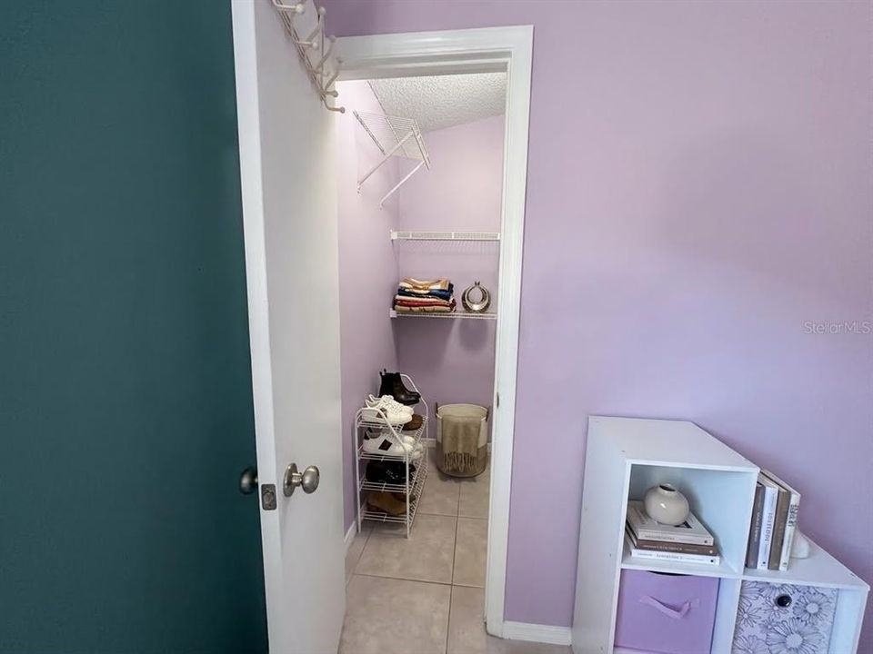 На продажу: $299,999 (3 спален, 2 ванн, 1146 Квадратных фут)