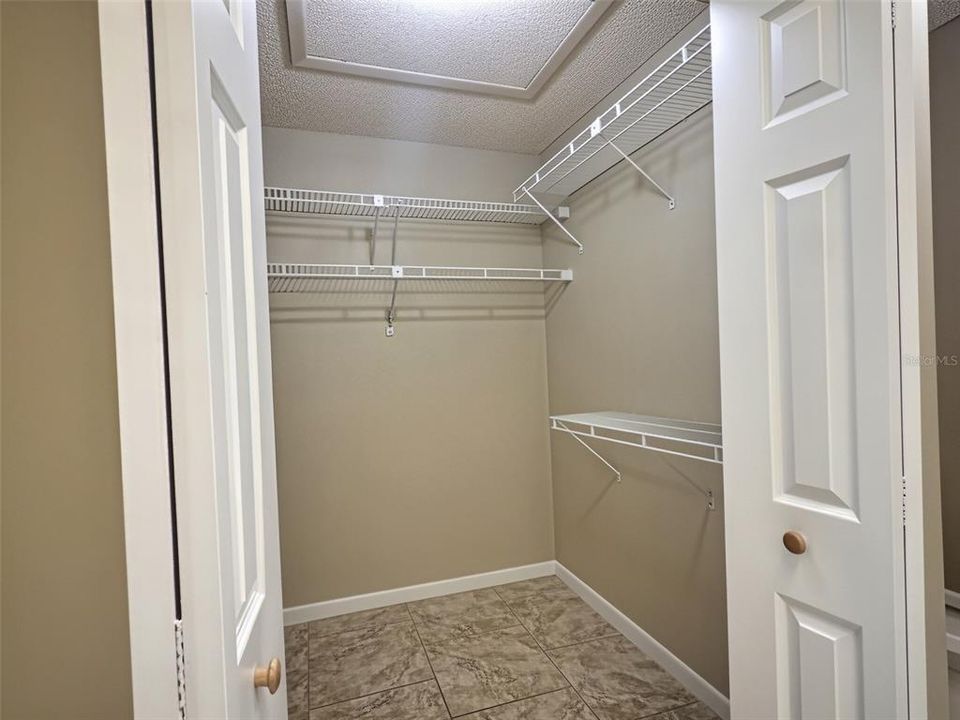На продажу: $279,900 (3 спален, 2 ванн, 1632 Квадратных фут)