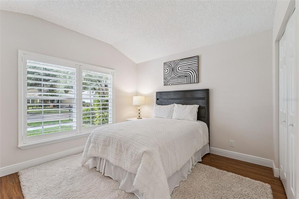 For Sale: $375,000 (3 beds, 2 baths, 2076 Square Feet)