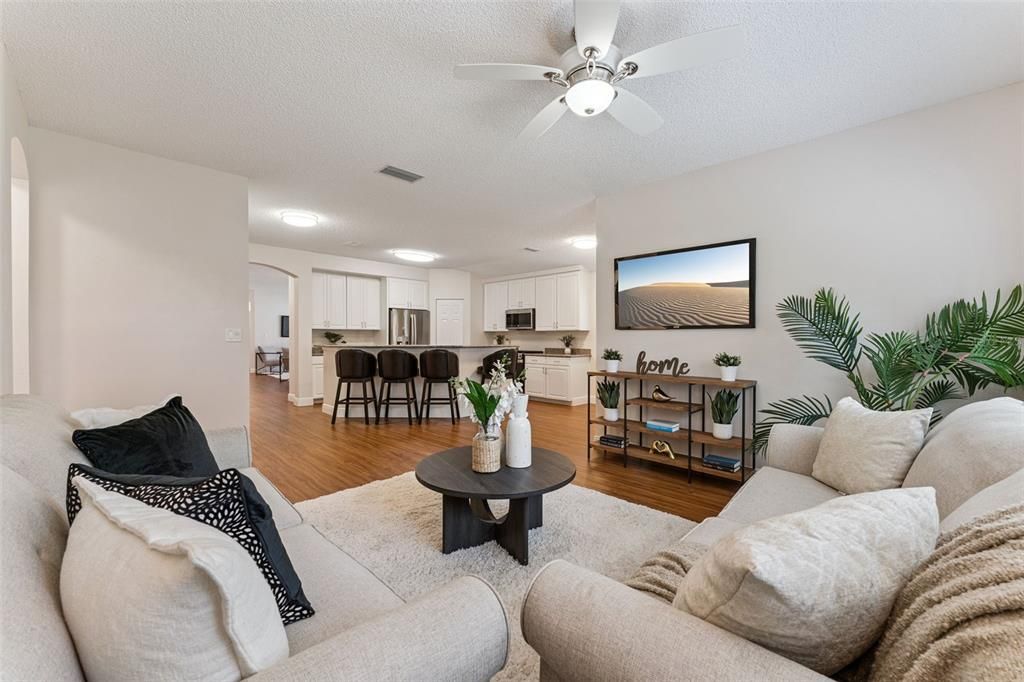 For Sale: $375,000 (3 beds, 2 baths, 2076 Square Feet)