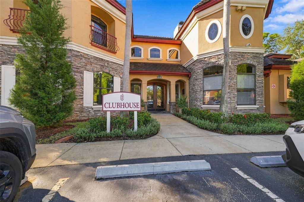 For Sale: $282,900 (2 beds, 2 baths, 1155 Square Feet)
