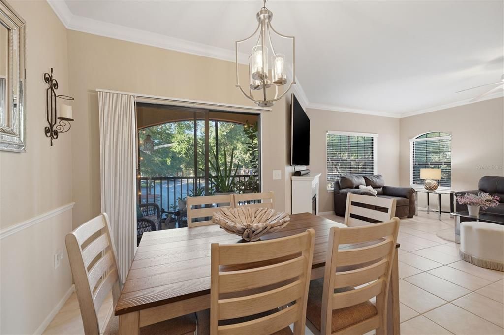 For Sale: $282,900 (2 beds, 2 baths, 1155 Square Feet)