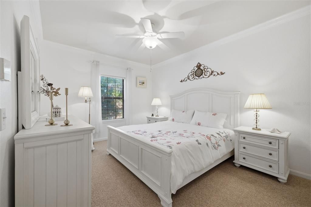 For Sale: $282,900 (2 beds, 2 baths, 1155 Square Feet)