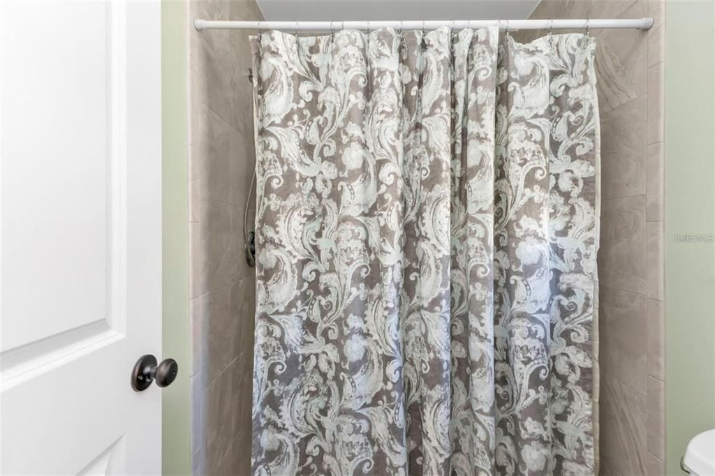 For Sale: $449,000 (2 beds, 2 baths, 1286 Square Feet)