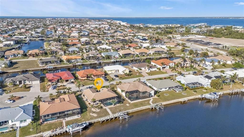 For Sale: $449,000 (2 beds, 2 baths, 1286 Square Feet)