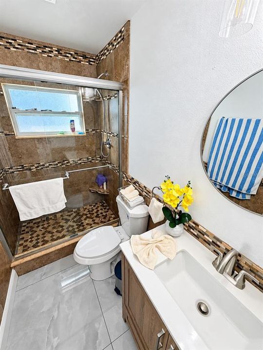 For Sale: $369,900 (3 beds, 3 baths, 1552 Square Feet)