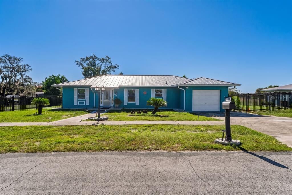 En Venta: $499,000 (3 camas, 2 baños, 2137 Pies cuadrados)