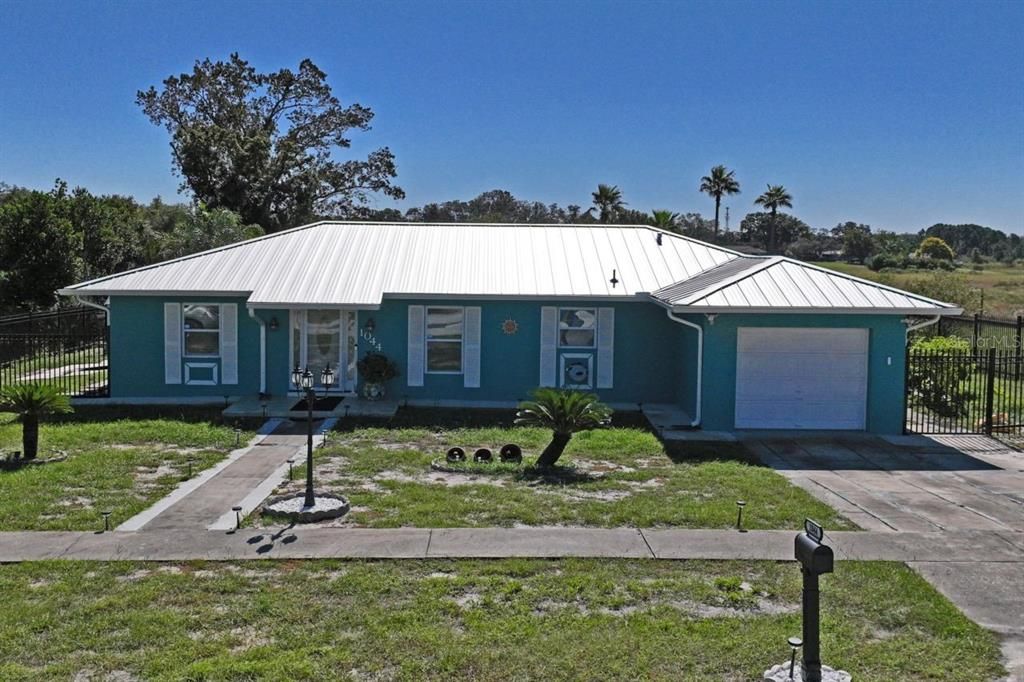 En Venta: $499,000 (3 camas, 2 baños, 2137 Pies cuadrados)