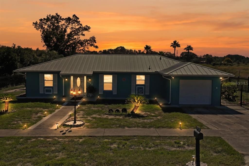 En Venta: $499,000 (3 camas, 2 baños, 2137 Pies cuadrados)