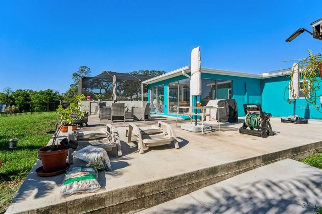 En Venta: $499,000 (3 camas, 2 baños, 2137 Pies cuadrados)