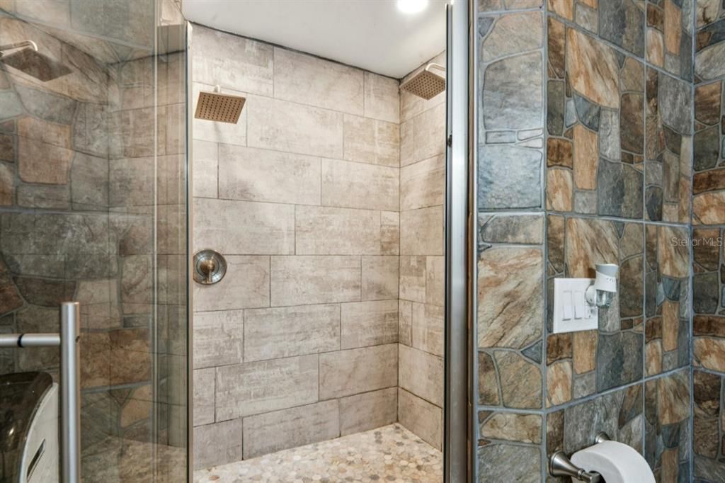 En Venta: $499,000 (3 camas, 2 baños, 2137 Pies cuadrados)
