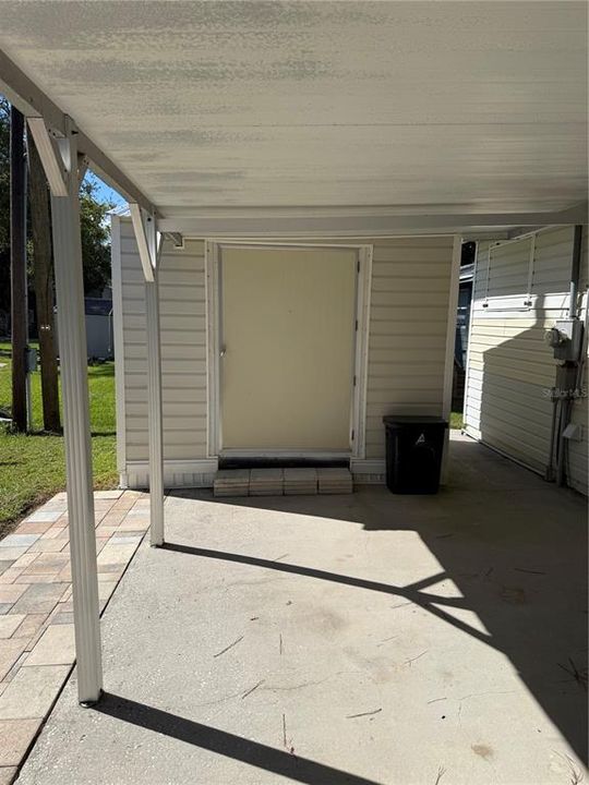 For Sale: $125,000 (1 beds, 1 baths, 216 Square Feet)