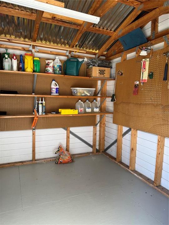For Sale: $125,000 (1 beds, 1 baths, 216 Square Feet)