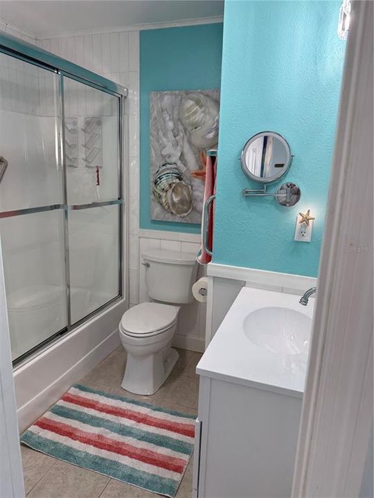 For Sale: $125,000 (1 beds, 1 baths, 216 Square Feet)