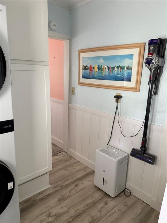 For Sale: $125,000 (1 beds, 1 baths, 216 Square Feet)