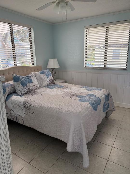 For Sale: $125,000 (1 beds, 1 baths, 216 Square Feet)