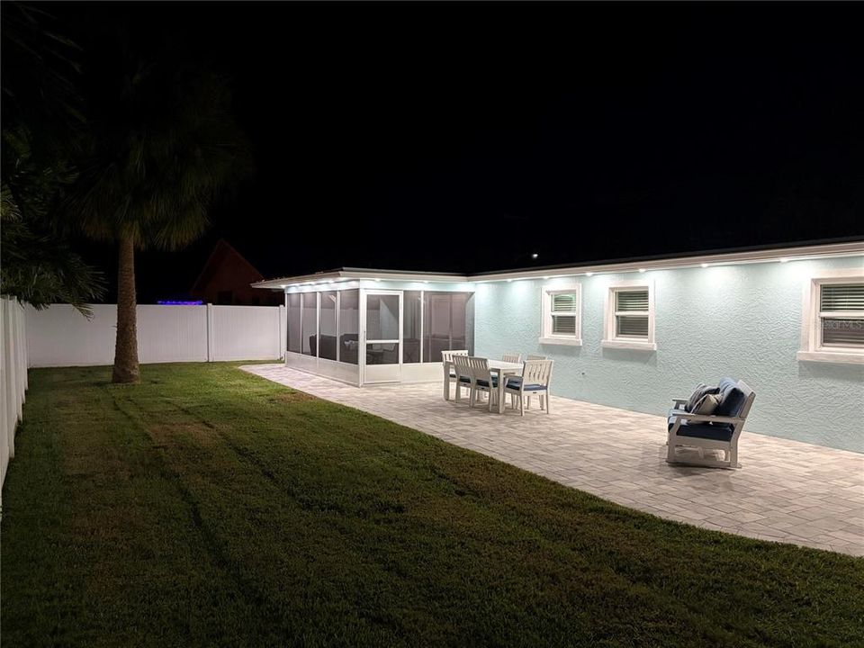 For Sale: $579,900 (3 beds, 2 baths, 1483 Square Feet)