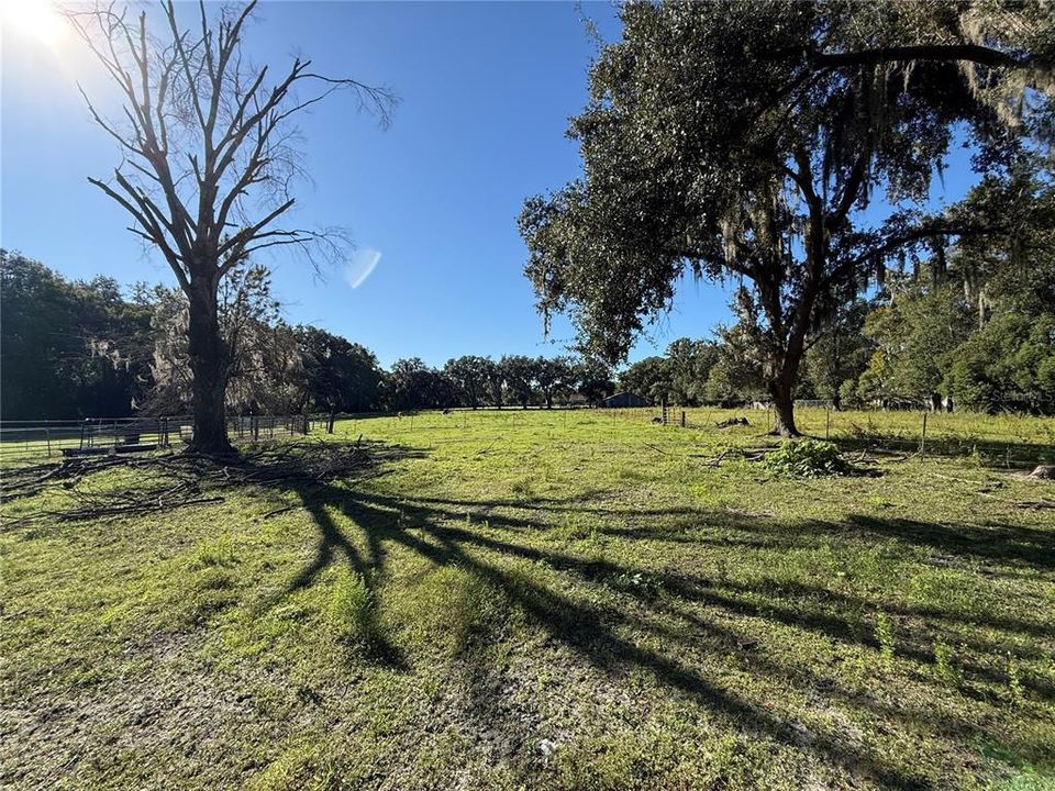 En Venta: $229,000 (2 camas, 1 baños, 935 Pies cuadrados)