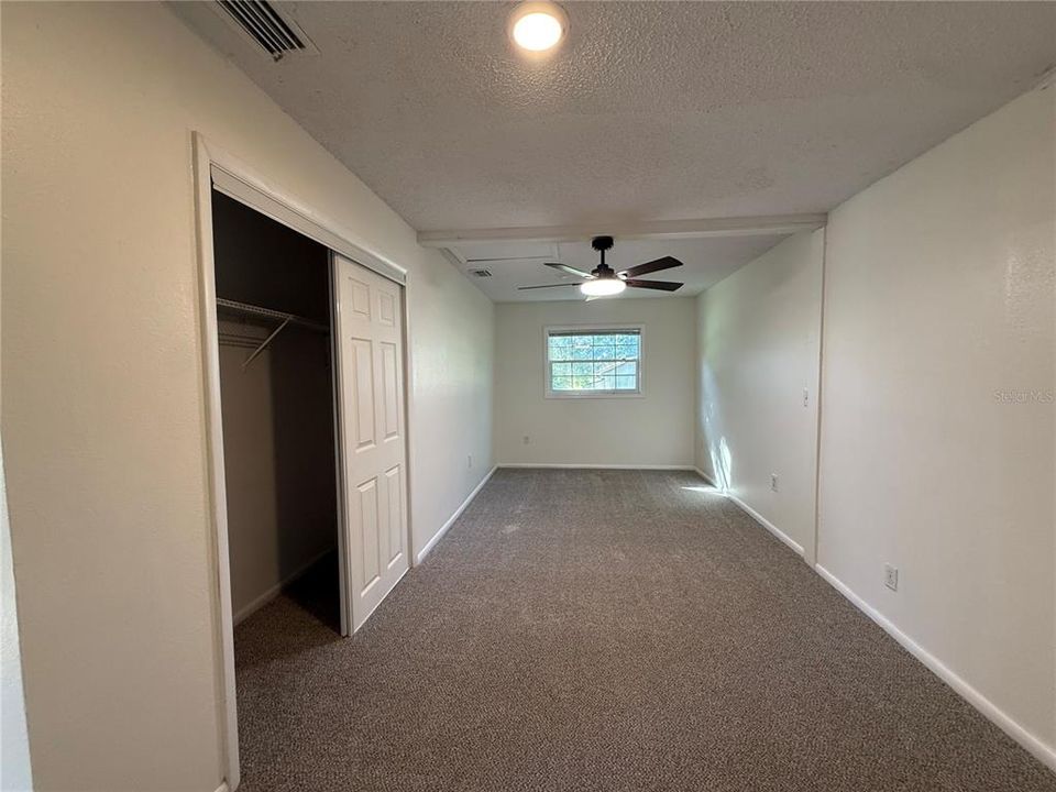 En Venta: $229,000 (2 camas, 1 baños, 935 Pies cuadrados)