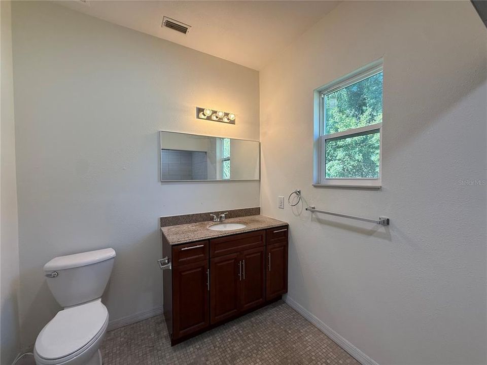 For Sale: $359,900 (2 beds, 2 baths, 2104 Square Feet)