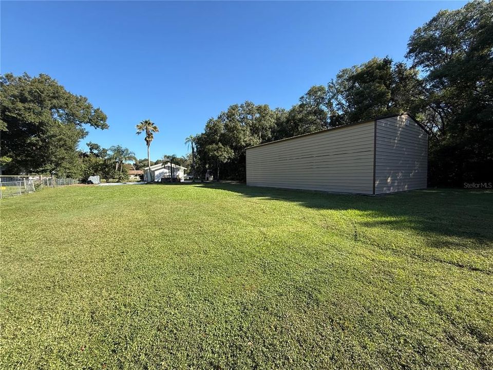 For Sale: $359,900 (2 beds, 2 baths, 2104 Square Feet)