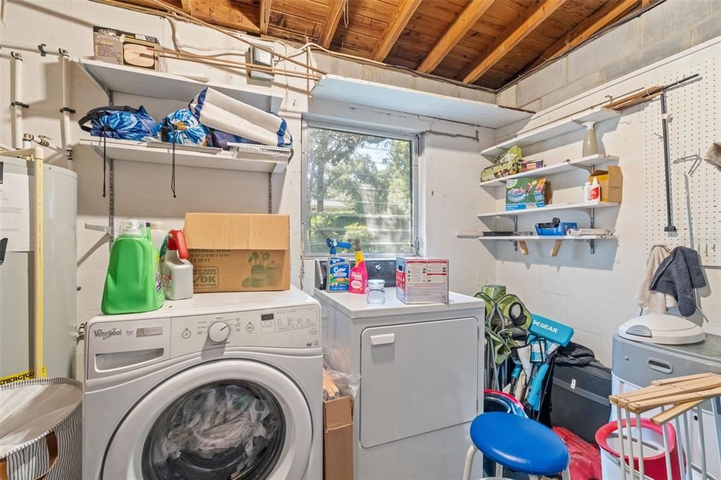 На продажу: $299,000 (3 спален, 2 ванн, 1811 Квадратных фут)