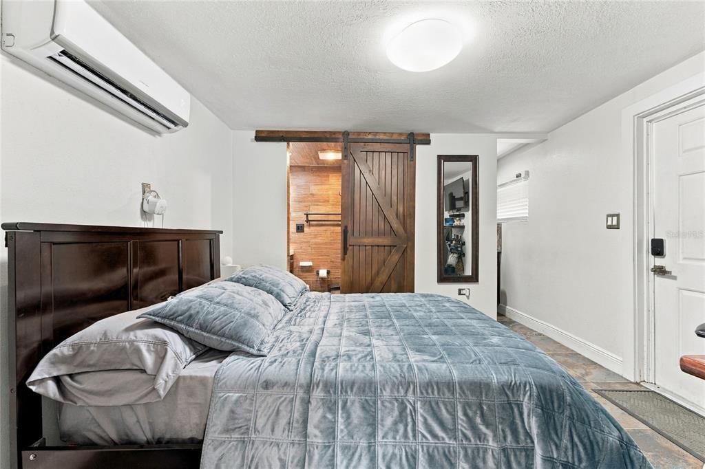 На продажу: $399,000 (4 спален, 2 ванн, 1477 Квадратных фут)