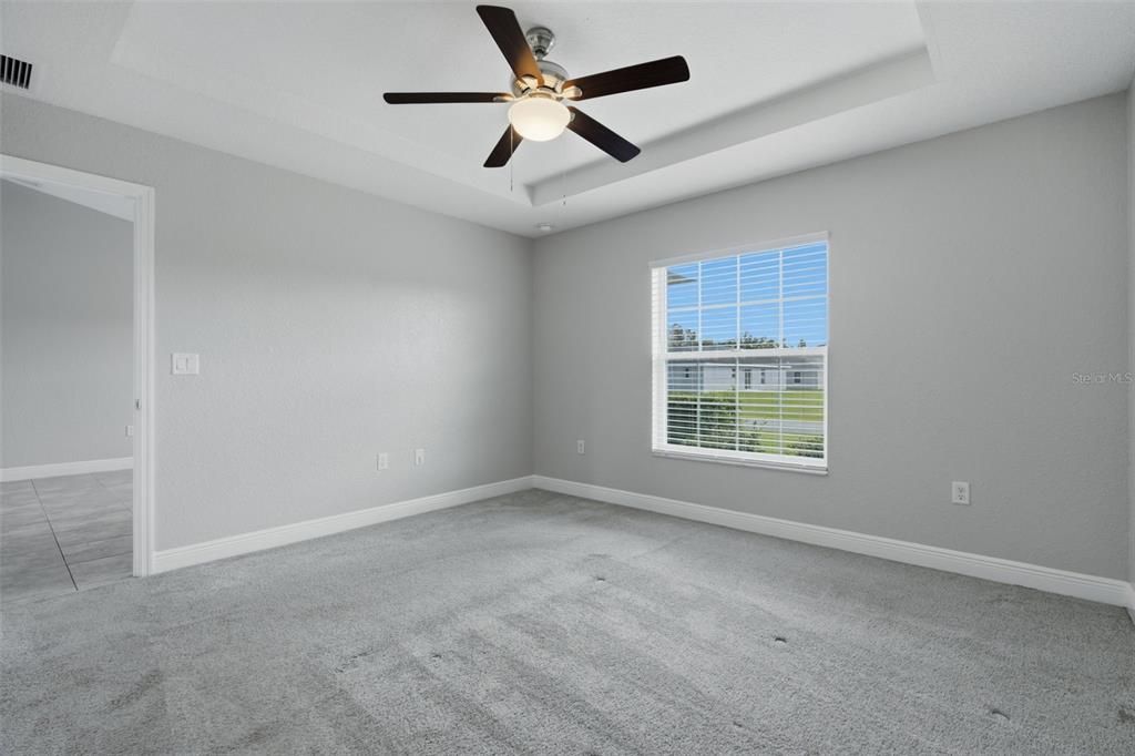 En Venta: $239,900 (3 camas, 2 baños, 1211 Pies cuadrados)