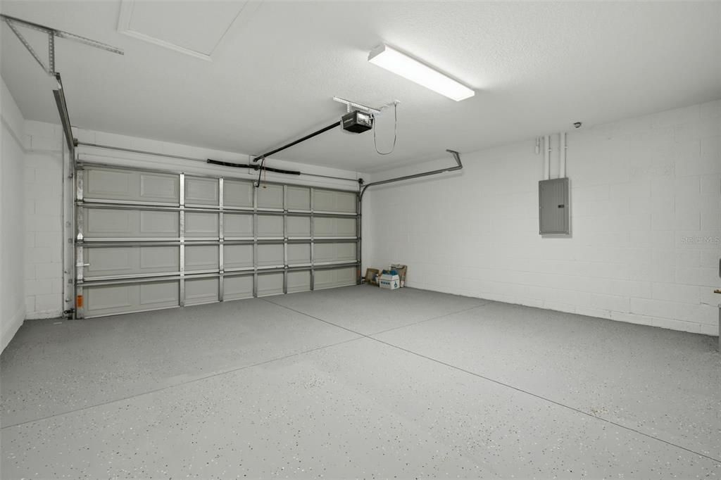 En Venta: $239,900 (3 camas, 2 baños, 1211 Pies cuadrados)