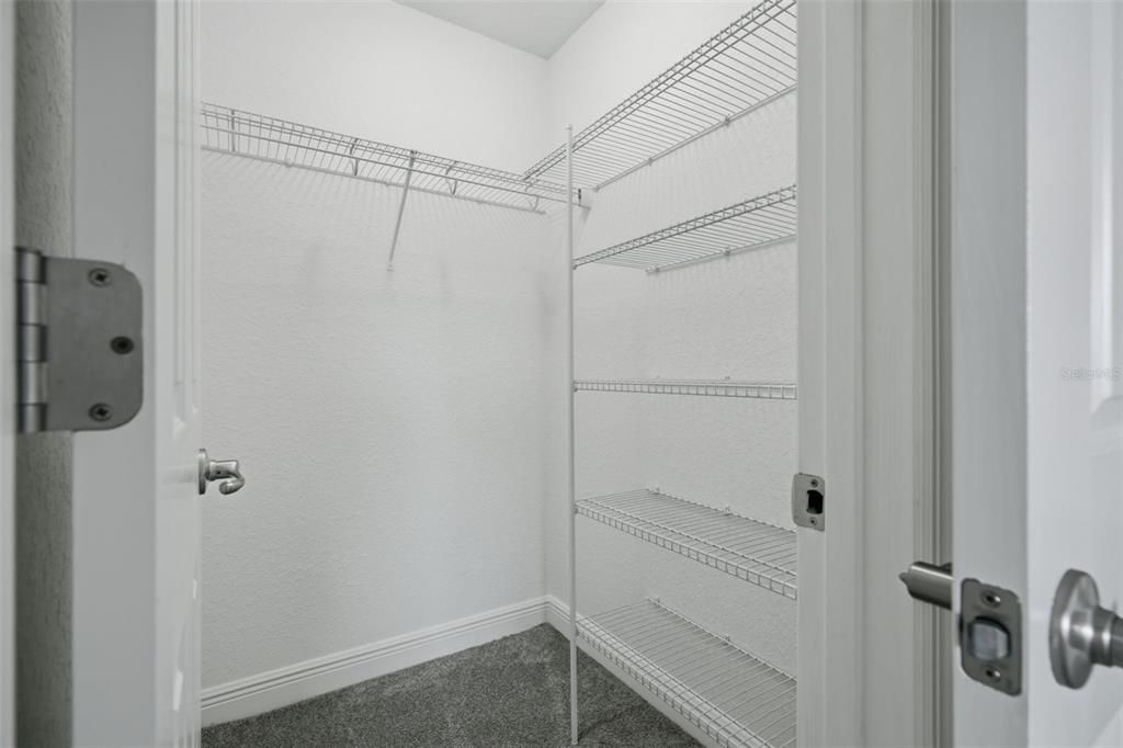 En Venta: $239,900 (3 camas, 2 baños, 1211 Pies cuadrados)