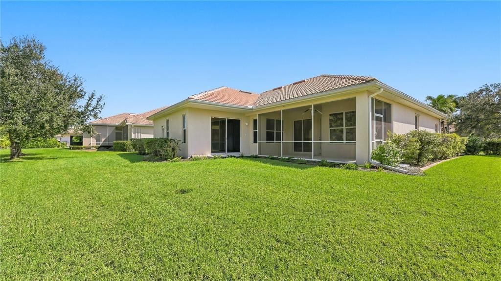 En Venta: $619,000 (4 camas, 3 baños, 2278 Pies cuadrados)