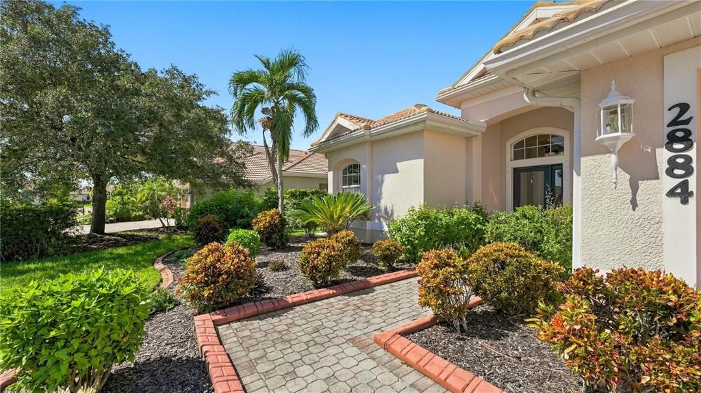 En Venta: $619,000 (4 camas, 3 baños, 2278 Pies cuadrados)