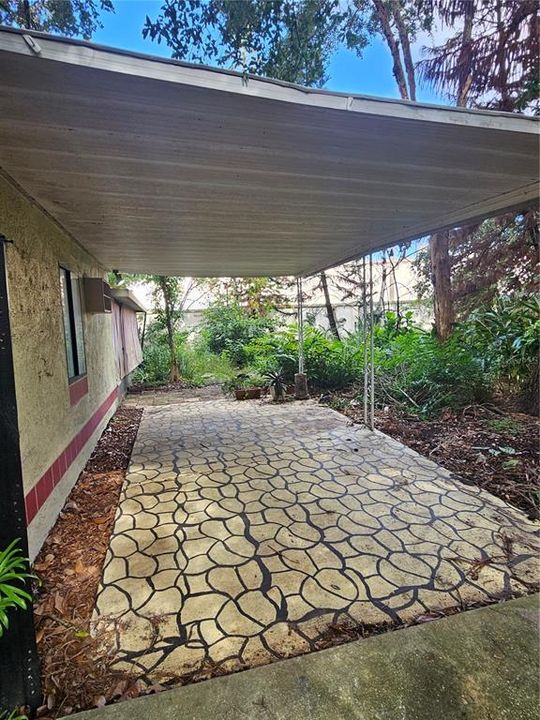 For Sale: $199,900 (2 beds, 2 baths, 1008 Square Feet)