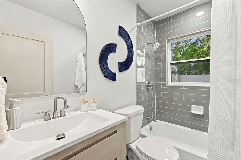 For Sale: $449,000 (4 beds, 2 baths, 1450 Square Feet)