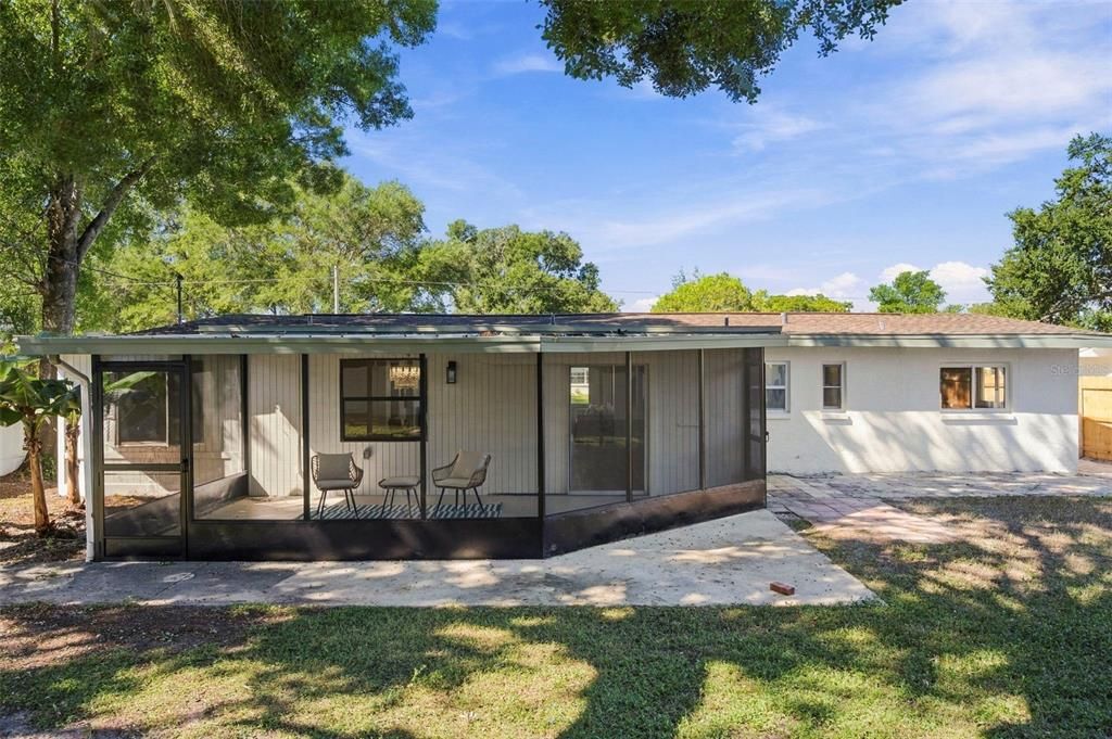 For Sale: $449,000 (4 beds, 2 baths, 1450 Square Feet)