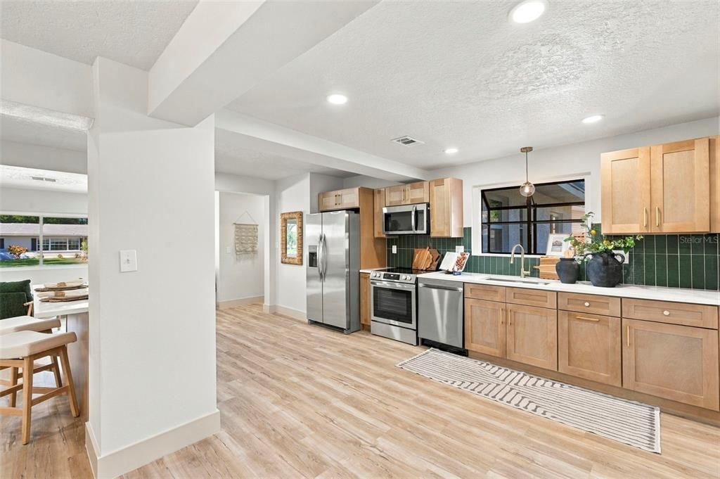 For Sale: $449,000 (4 beds, 2 baths, 1450 Square Feet)