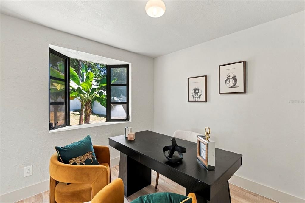 For Sale: $449,000 (4 beds, 2 baths, 1450 Square Feet)