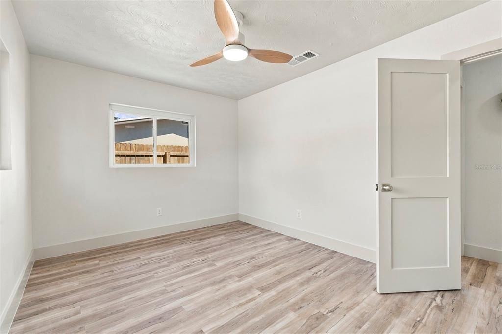 For Sale: $449,000 (4 beds, 2 baths, 1450 Square Feet)