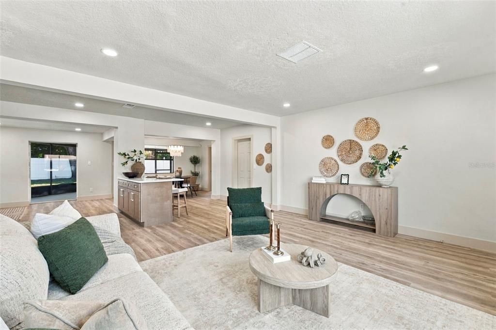 For Sale: $449,000 (4 beds, 2 baths, 1450 Square Feet)