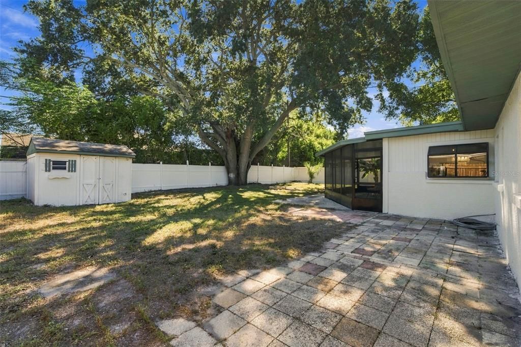 For Sale: $449,000 (4 beds, 2 baths, 1450 Square Feet)