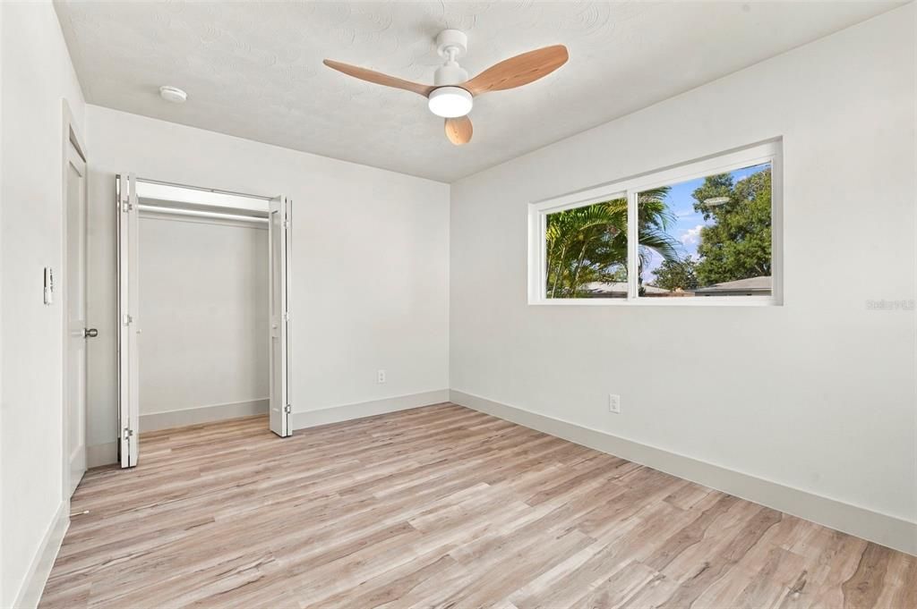 For Sale: $449,000 (4 beds, 2 baths, 1450 Square Feet)