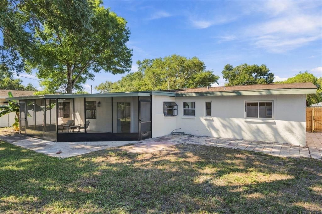For Sale: $449,000 (4 beds, 2 baths, 1450 Square Feet)