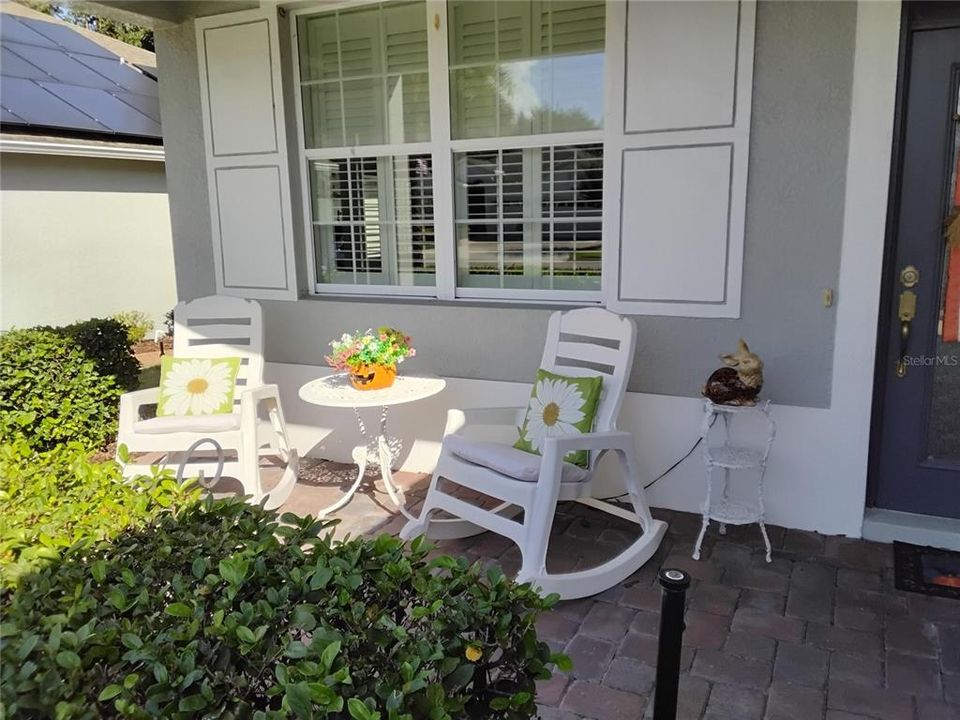 For Sale: $450,000 (3 beds, 2 baths, 1869 Square Feet)