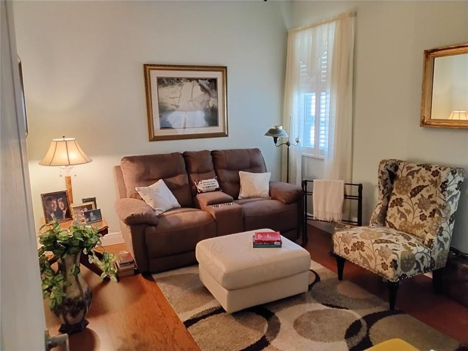 For Sale: $450,000 (3 beds, 2 baths, 1869 Square Feet)