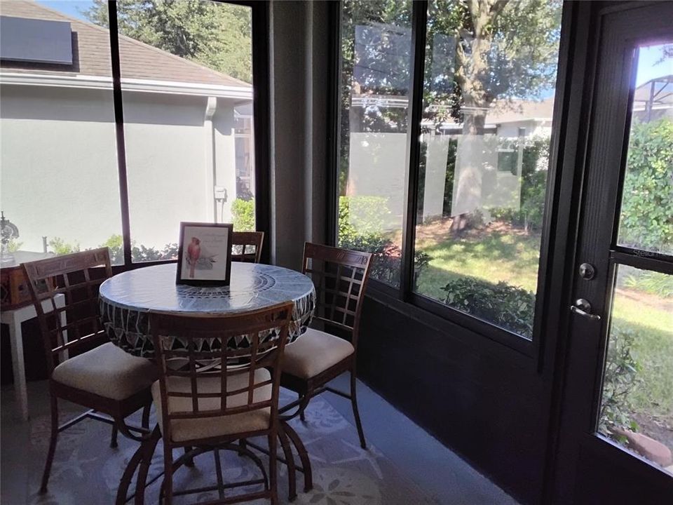 For Sale: $450,000 (3 beds, 2 baths, 1869 Square Feet)
