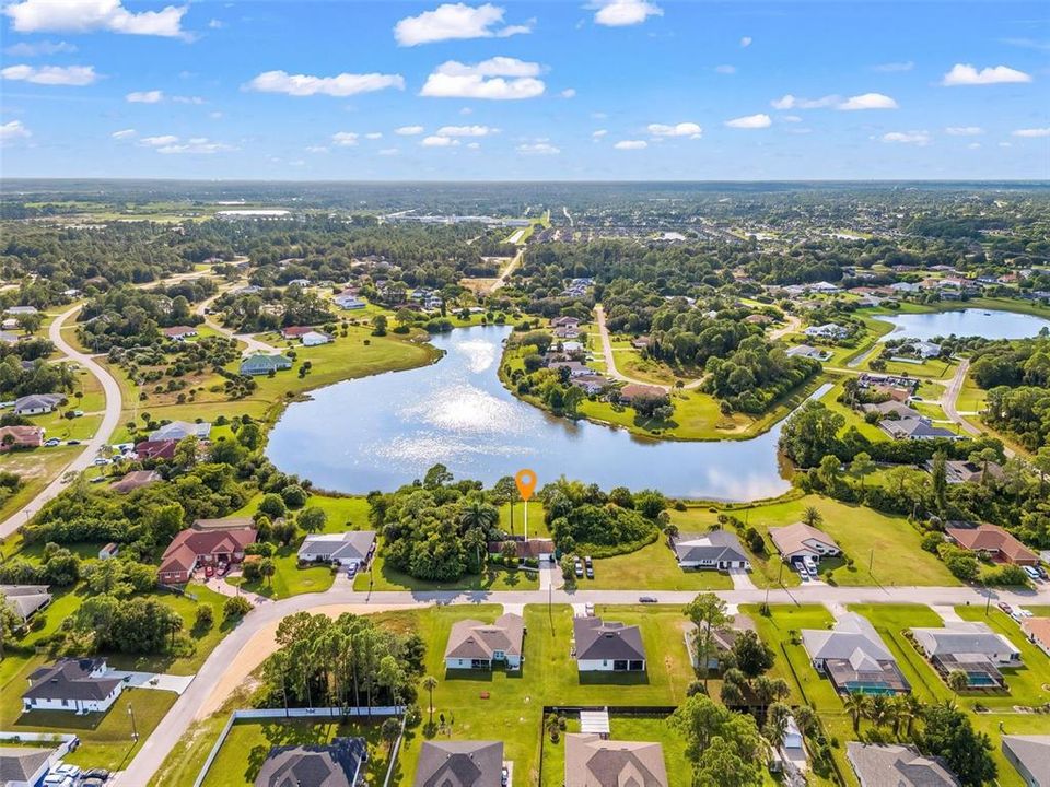 For Sale: $274,999 (2 beds, 2 baths, 1056 Square Feet)